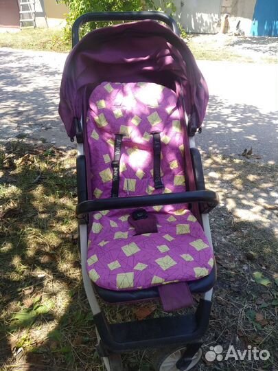 Прогулочная коляска