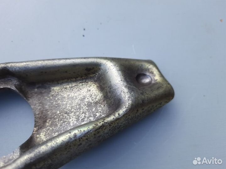 Вилка сцепления Volkswagen Passat B3