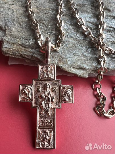 Крест на цепи