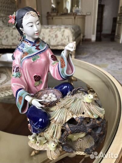 Статуэтки фарфор,Китай
