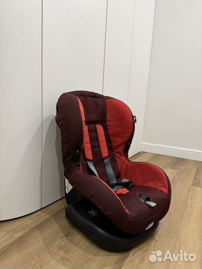 Детское кресло maxi cosi