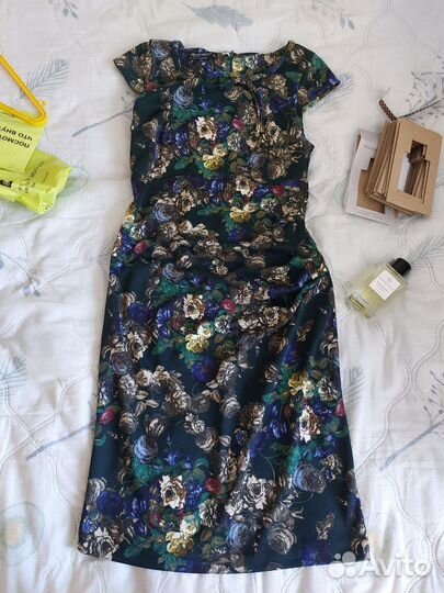 Платье женское Италия новое rinascimento