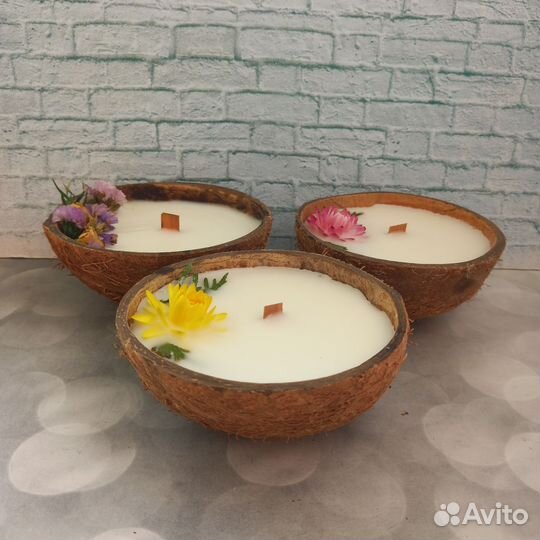 Свеча в кокосе