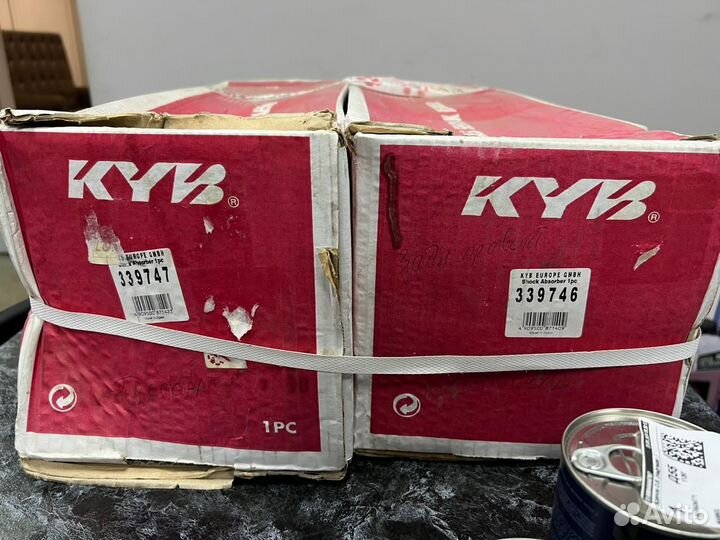 Стойка Хендай Tucson киа Sportage с 2004 до 2010 г