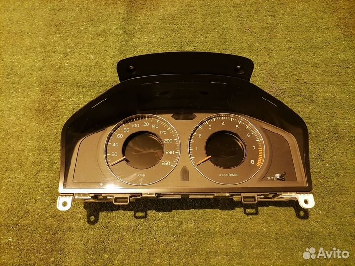 Спидометр (панель приборов) 30786622AB Volvo V70 B