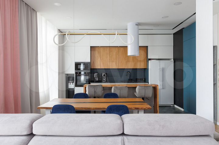 4-к. квартира, 130,2 м², 12/12 эт.