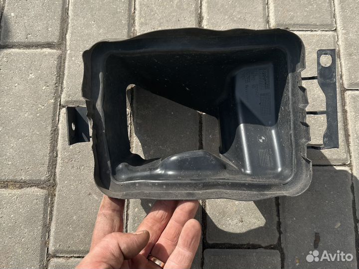 Воздуховод доп радиатор правый bmw f30