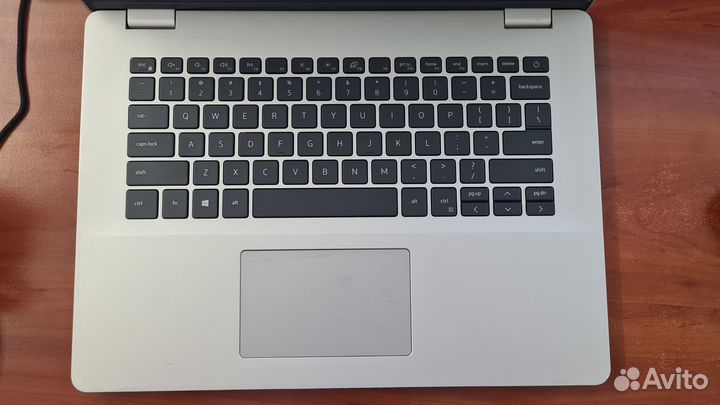 Dell 3401 i3-10го поколения\ 8gb\1 Tb\ IPS\Full HD