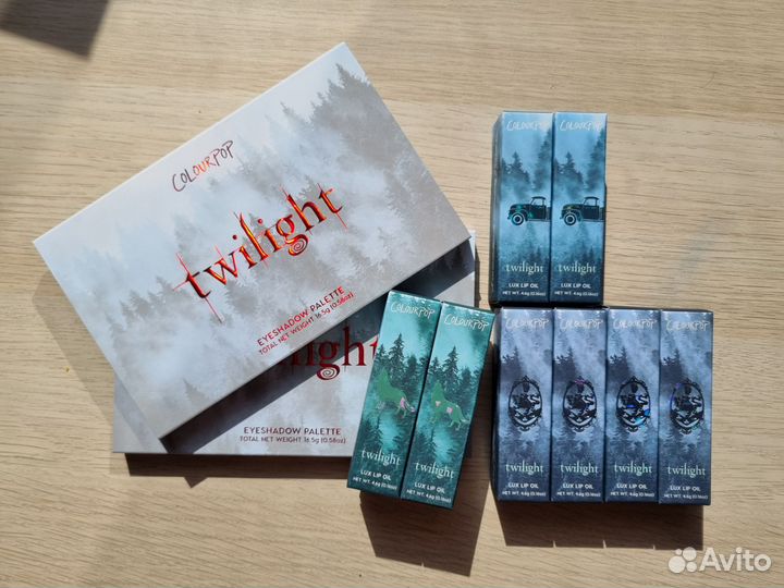 В наличии Colourpop Twilight Сумерки