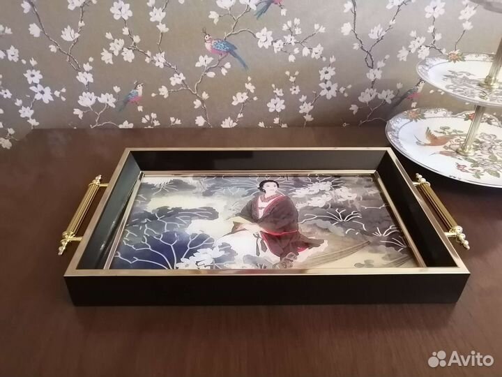 Поднос новый