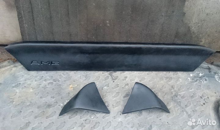 Duck tail AMG на Mercedes W124 седан