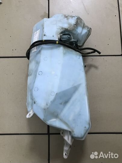 Бачок омывателя Nissan Almera G15