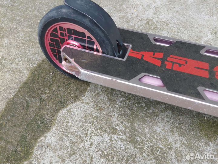 Трюковой самокат