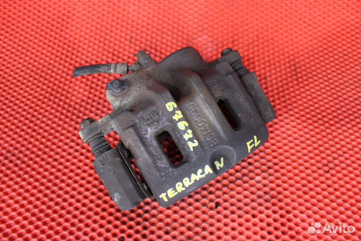 Суппорт тормозной передний левый Hyundai Terracan