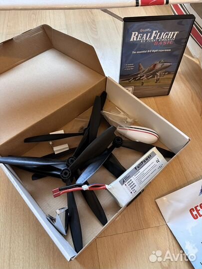 Модель самолета Cessna 182 (электро)