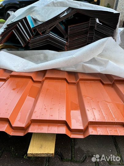 Металлочерепица Grand Line 0.5мм Satin RAL 8004