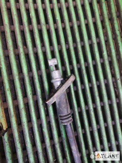 Тросик ручника задняя правая hyundai tucson