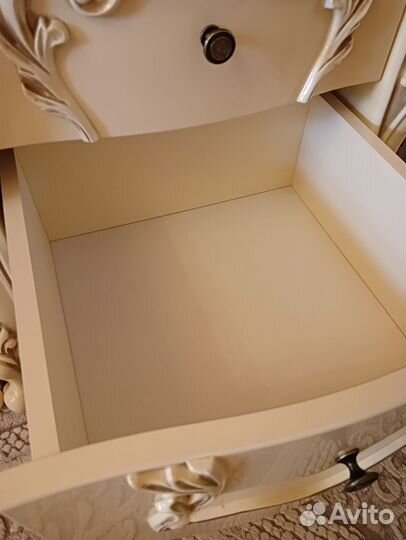 Туалетный столик Джаконда с пуфом и зеркалом