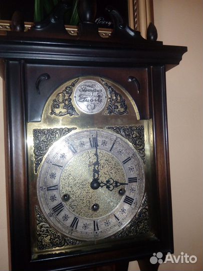 Старинные настенные часы