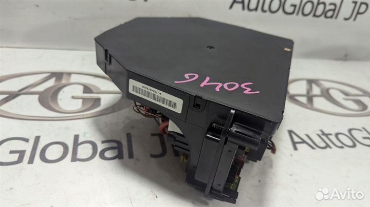 Блок предохранителей Mercedes-Benz E-Class