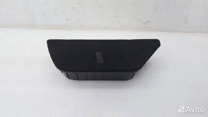 Ящик для инструментов правый Kia Ceed CD G4FG 2019