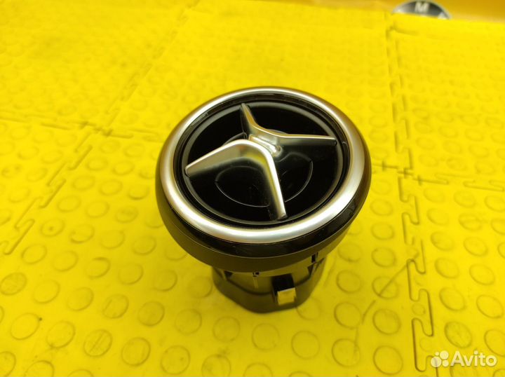 Дефлектор салона передний Mercedes-Benz W246