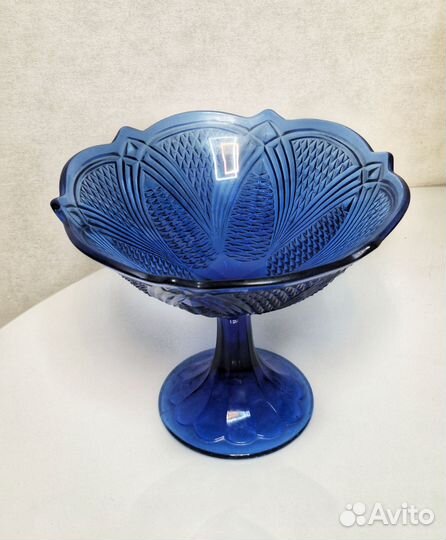 Ваза для фруктов цветное стекло