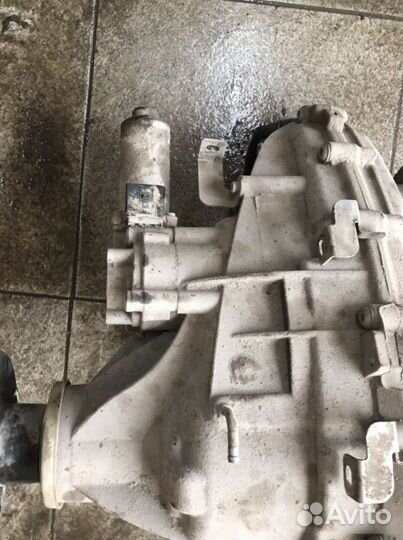 Раздатка Infiniti Qx56