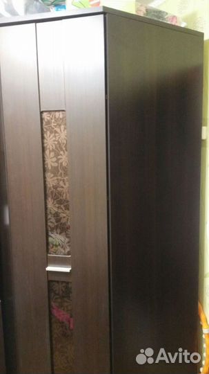 Шкаф угловой