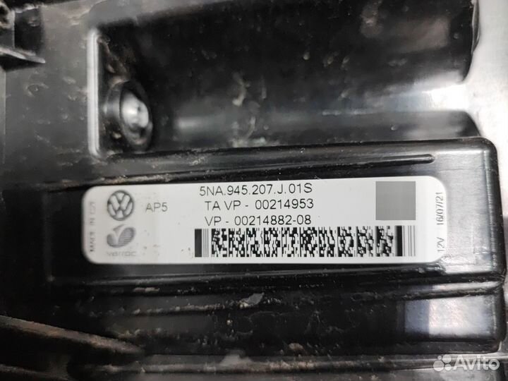 Фонарь левый в крыло VolksWagen Tiguan 2