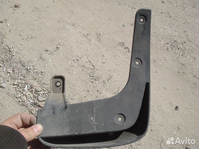 Туксон Брызговик передний левый ix35 Tucson 09-15