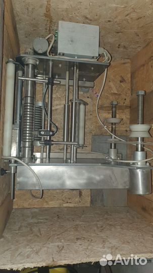 Станок для этикетирования банок