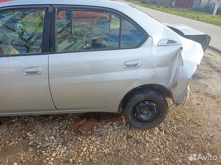 Задняя левая дверь Toyota Prius 1999