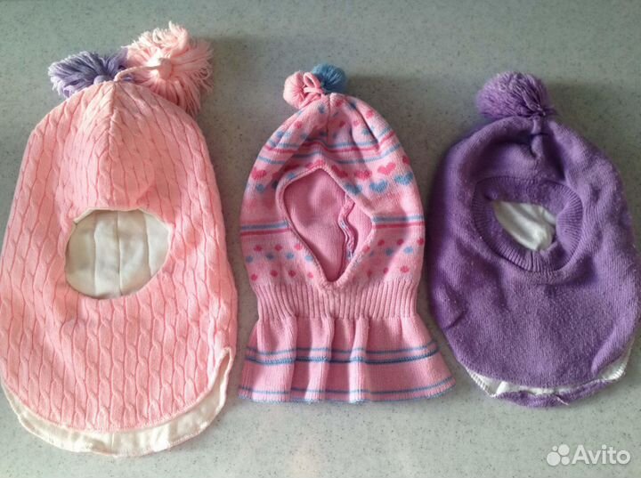 Шлемы шапки шарфы варежки краги кепки