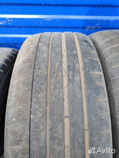 Michelin Pilot Sport 4 205/55 R16