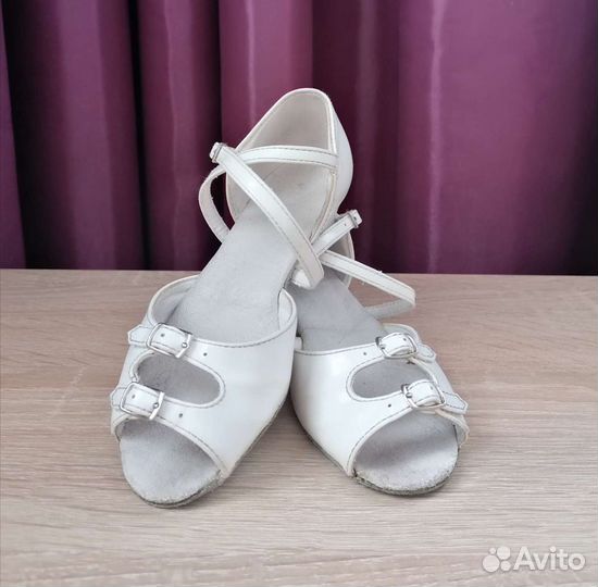 Туфли для бальных танцев