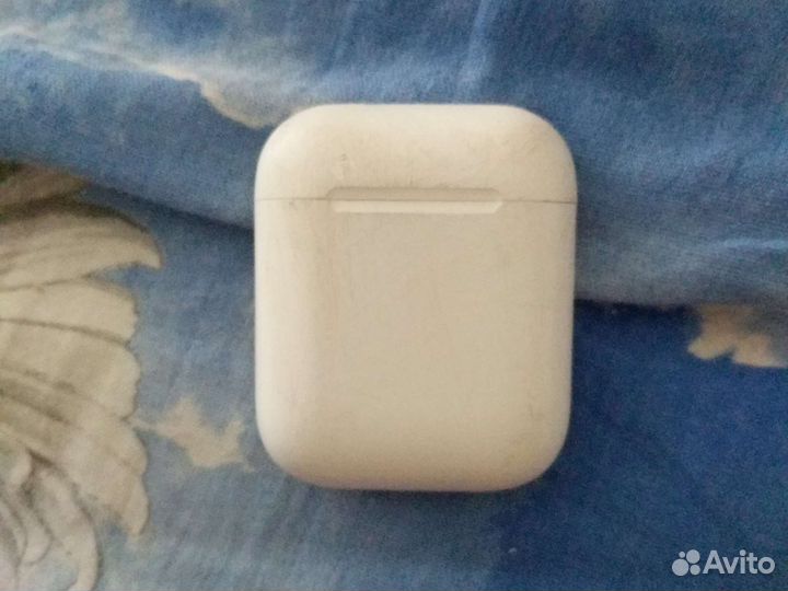 Беспроводные наушники airpods
