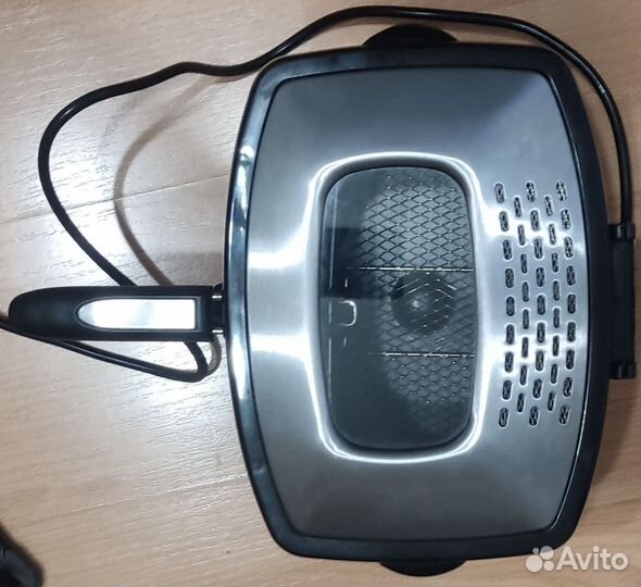 Фритюрница Vitek VT-1536