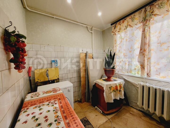 2-к. квартира, 42 м², 1/5 эт.