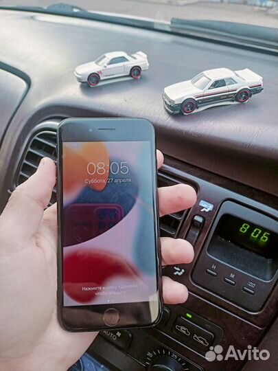 iPhone 7, 32 ГБ
