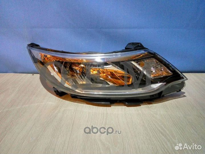 Фара правая Kia Rio 3 (Рестайлинг)