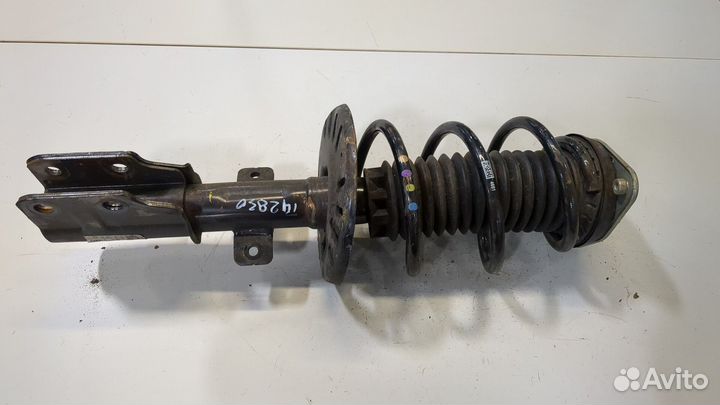 Амортизатор подвески Peugeot 3008 2020, 2024