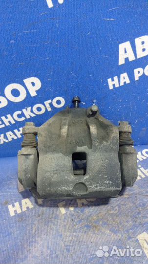 Передний правый суппорт Hyundai Elantra Hd седан