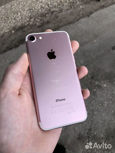 iPhone 7, 32 ГБ