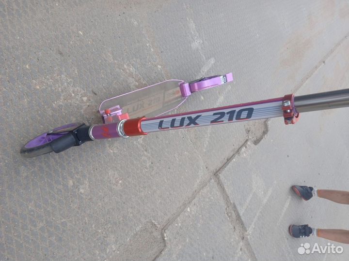 Самокат City scooter Lux 210