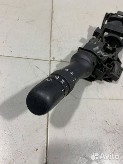 Переключатель поворотов подрулевой