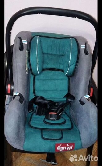 Детское автомобильное кресло