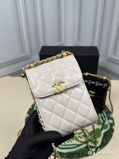Сумка для телефона от Chanel
