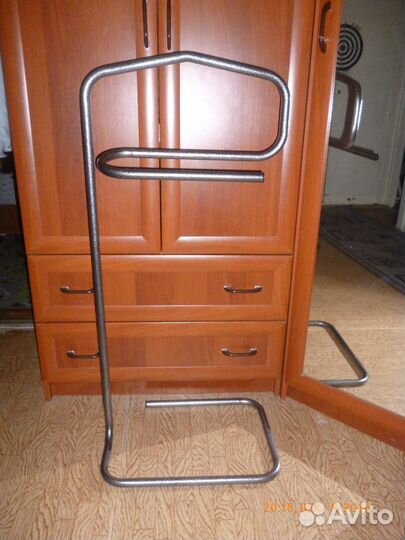 Вешалка для школьника. Напольная