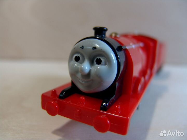 Паровозик томас на батарейках
